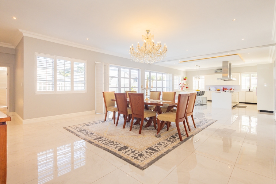 7 Bedroom Property for Sale in Flamingo Vlei Western Cape